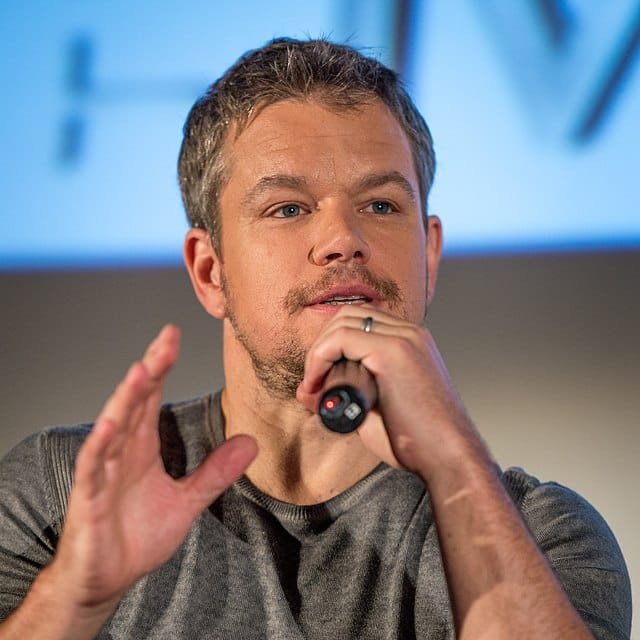 The Hottest Celebrity Real Estate Trend: Leaving the USA